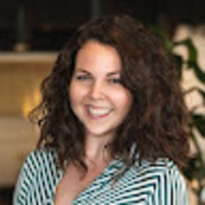 Meet your Posher, Véronique